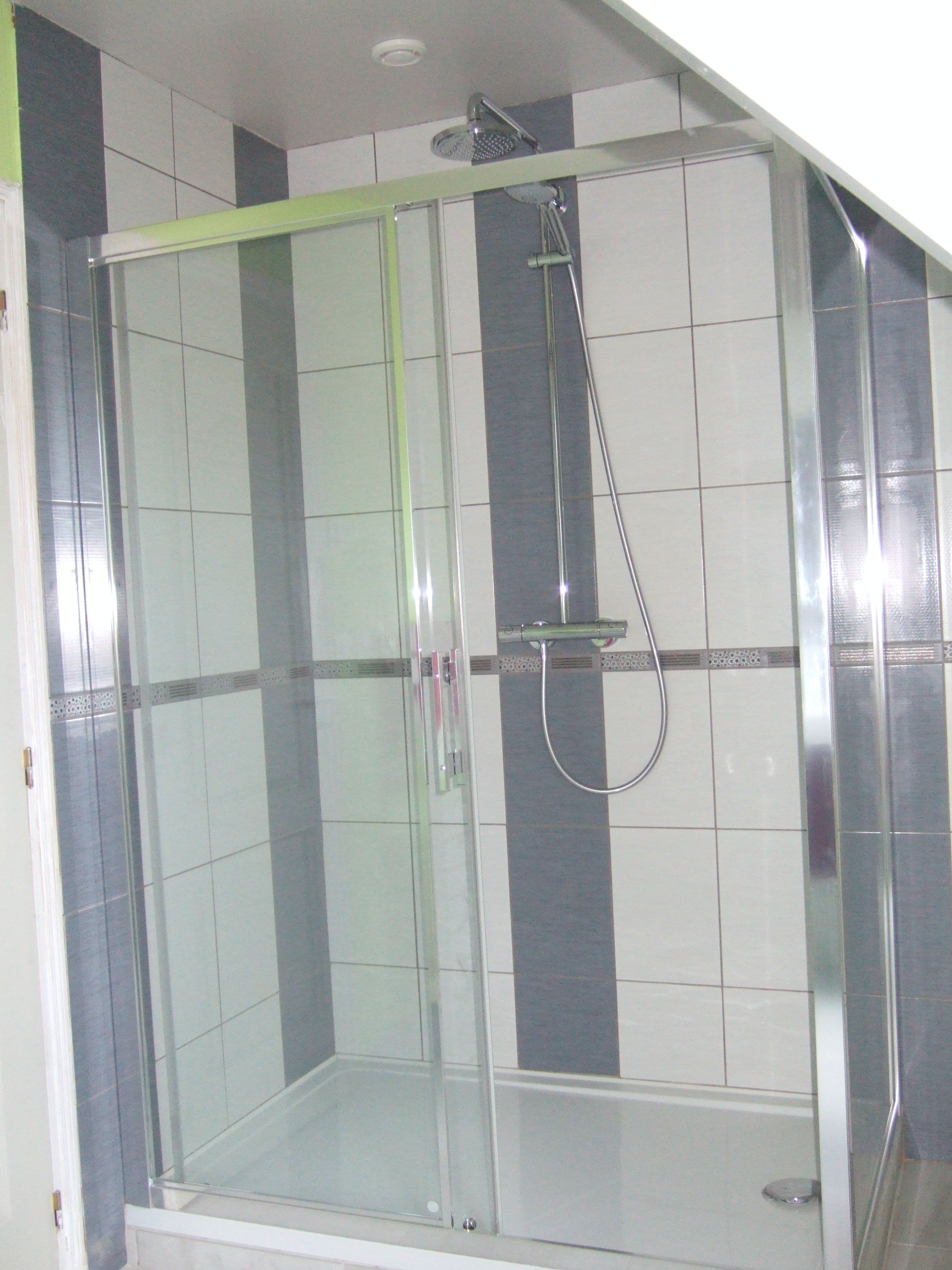 Grande douche à l'italienne
