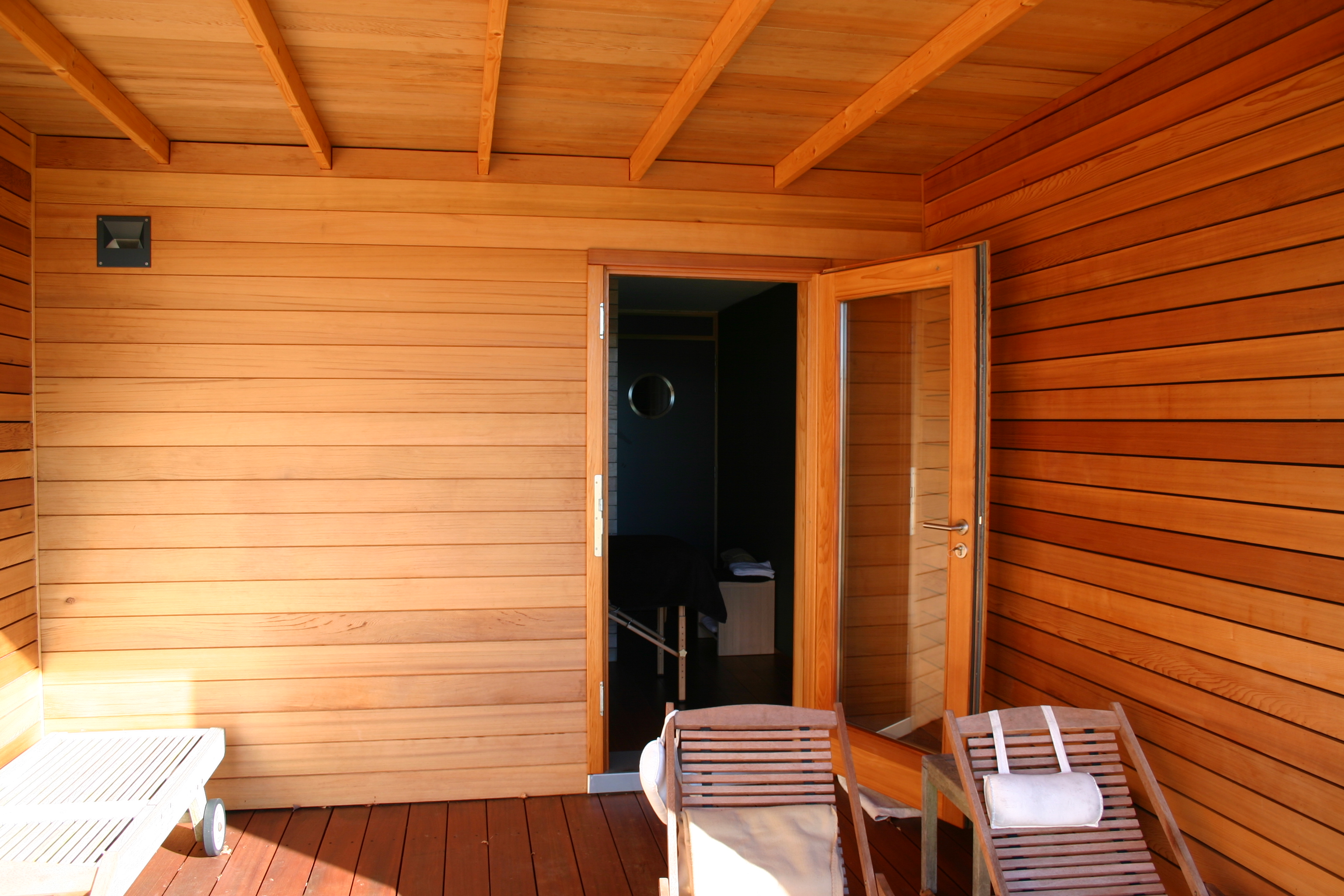 Massage room 001