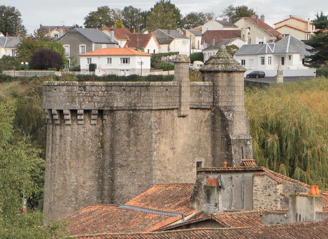 Parthenay 44