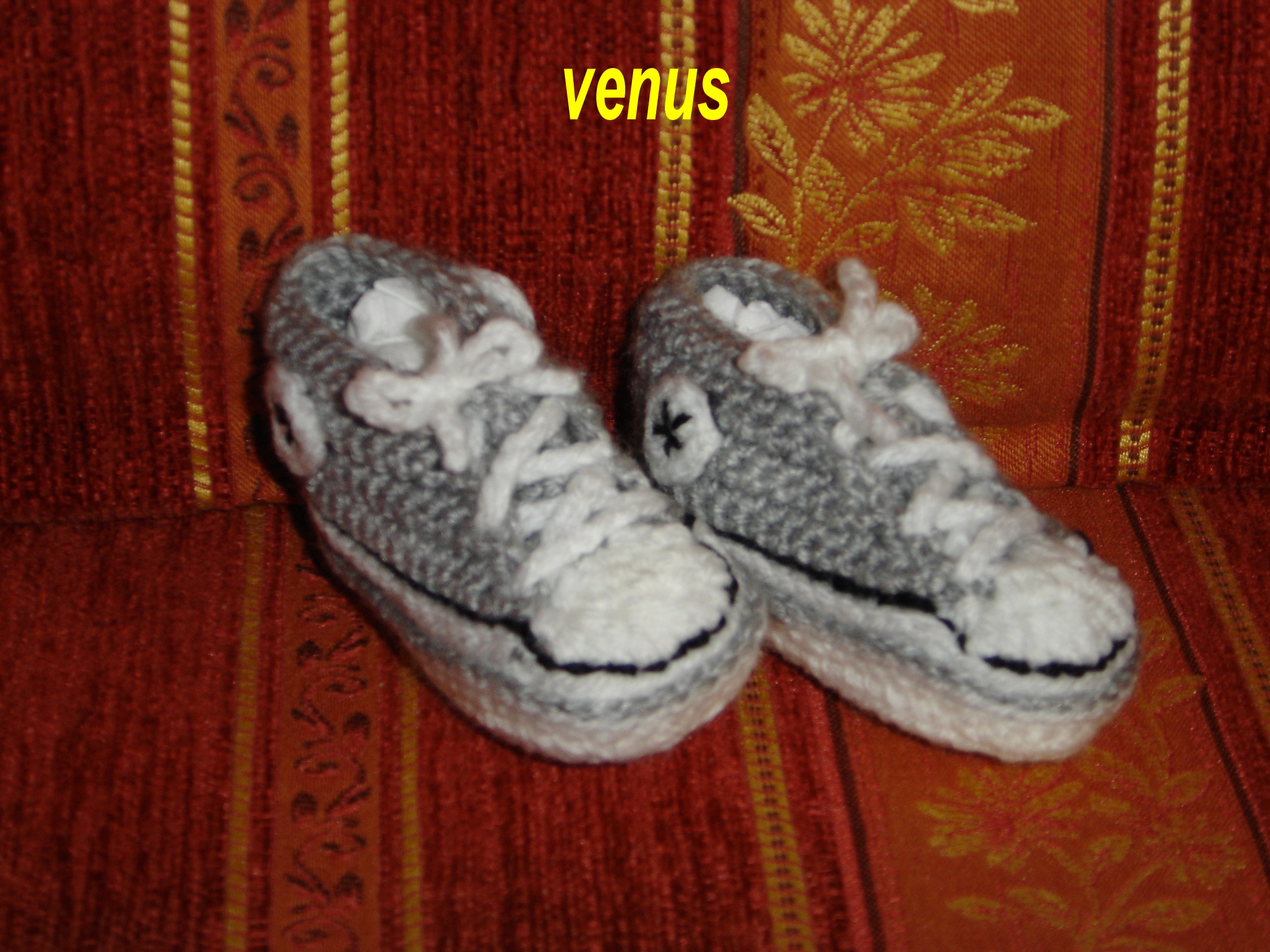 chaussons baskets 10 euros