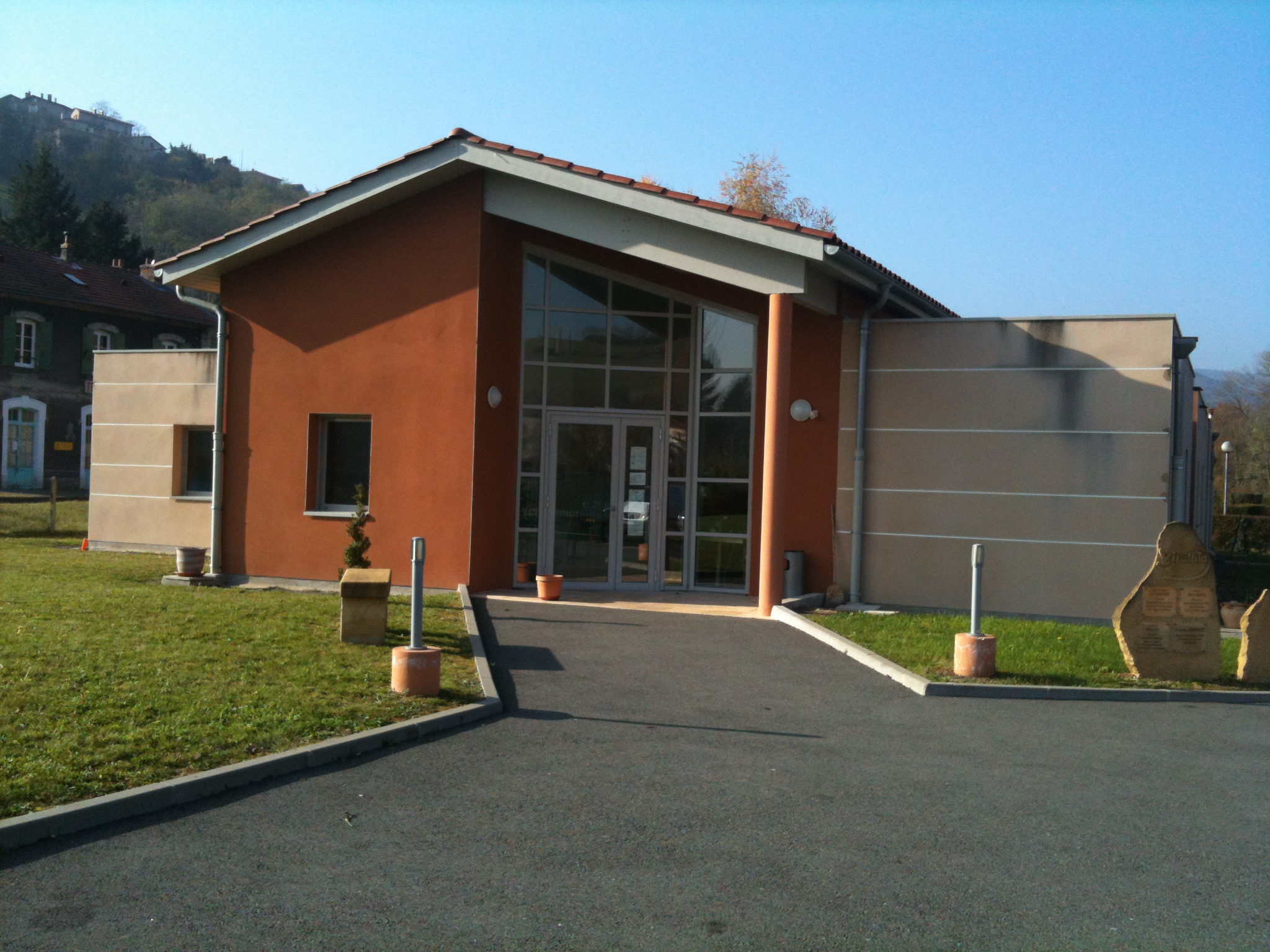 Photo 4 