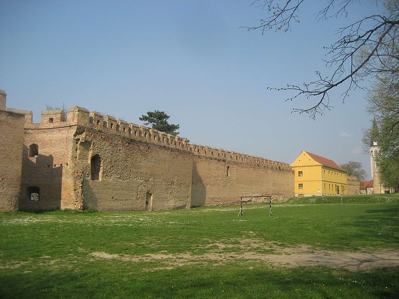 Iločke zidine
 - izvor:http://www.tourismincroatia.com