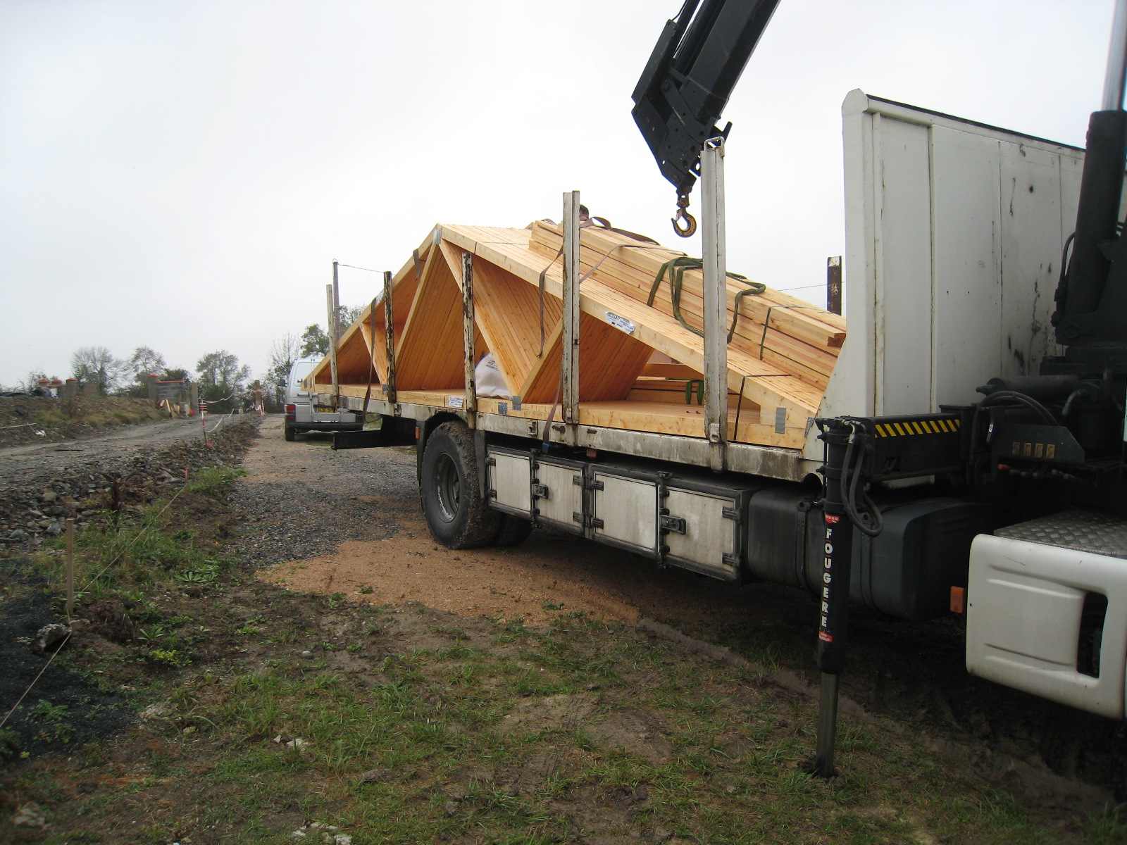 ACHEMINEMENT DE LA CHARPENTE PAR CAMION