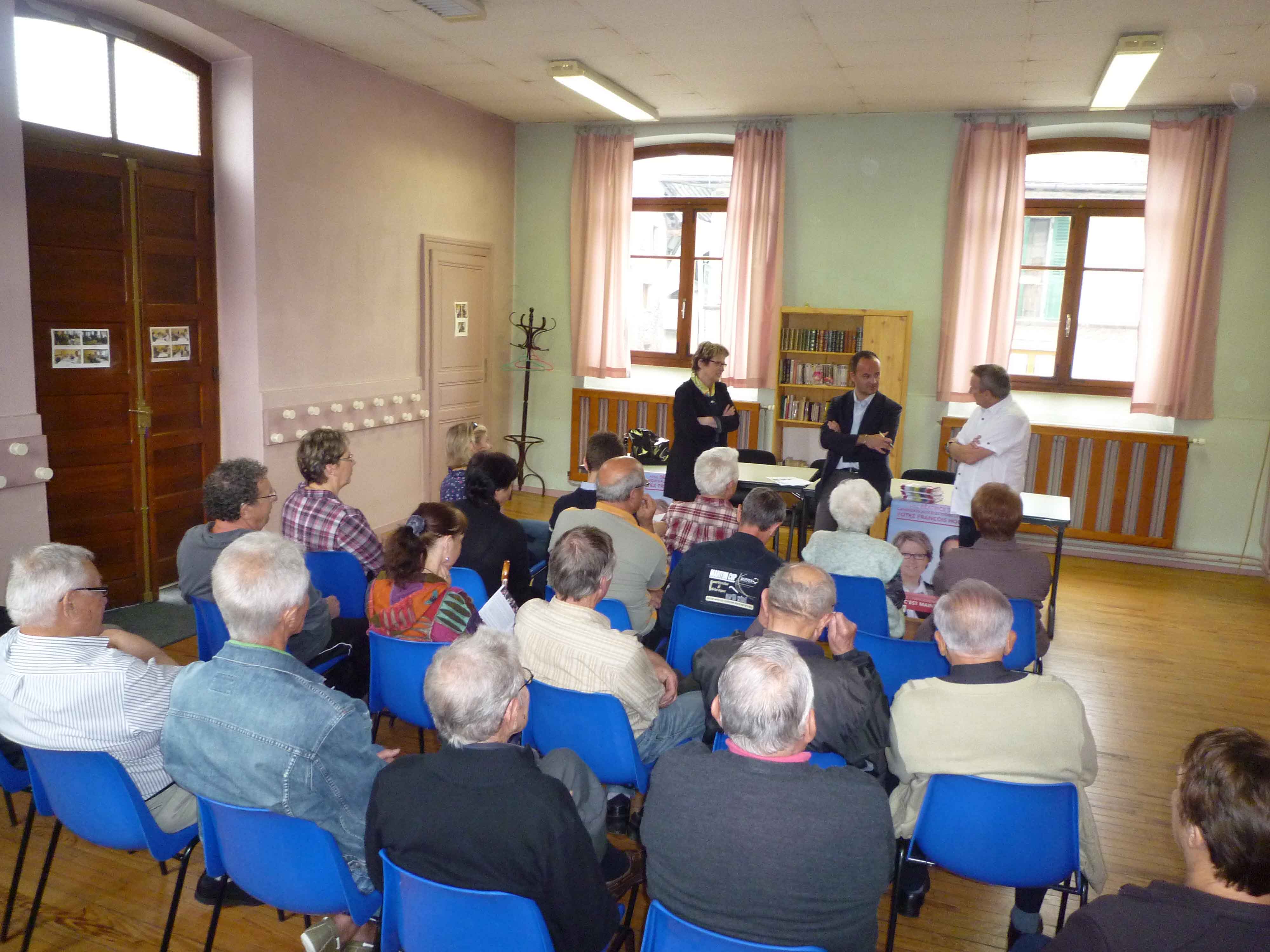 Reunion publique planaise