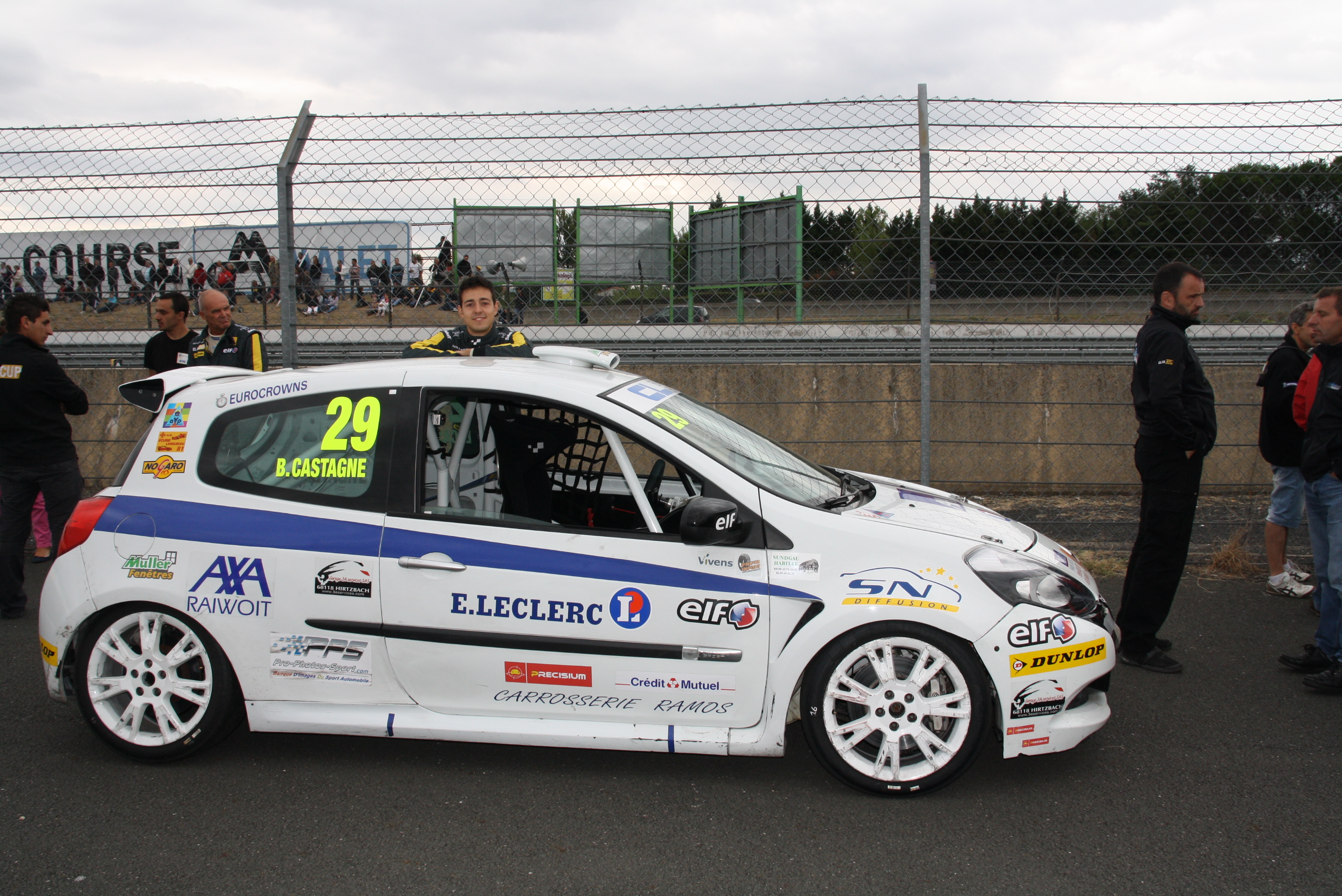 Benoit Castagne et sa Clio Cup au Grand Prix d Albi