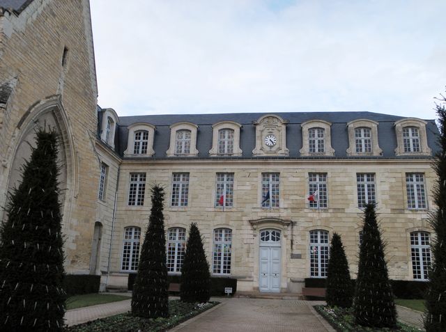 Thouars13