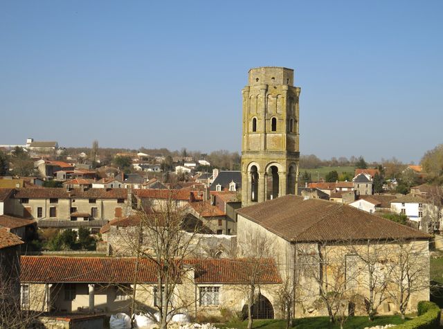 Charroux 9 