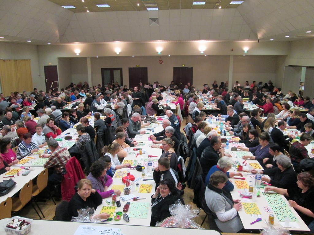 Salle loto ouroux