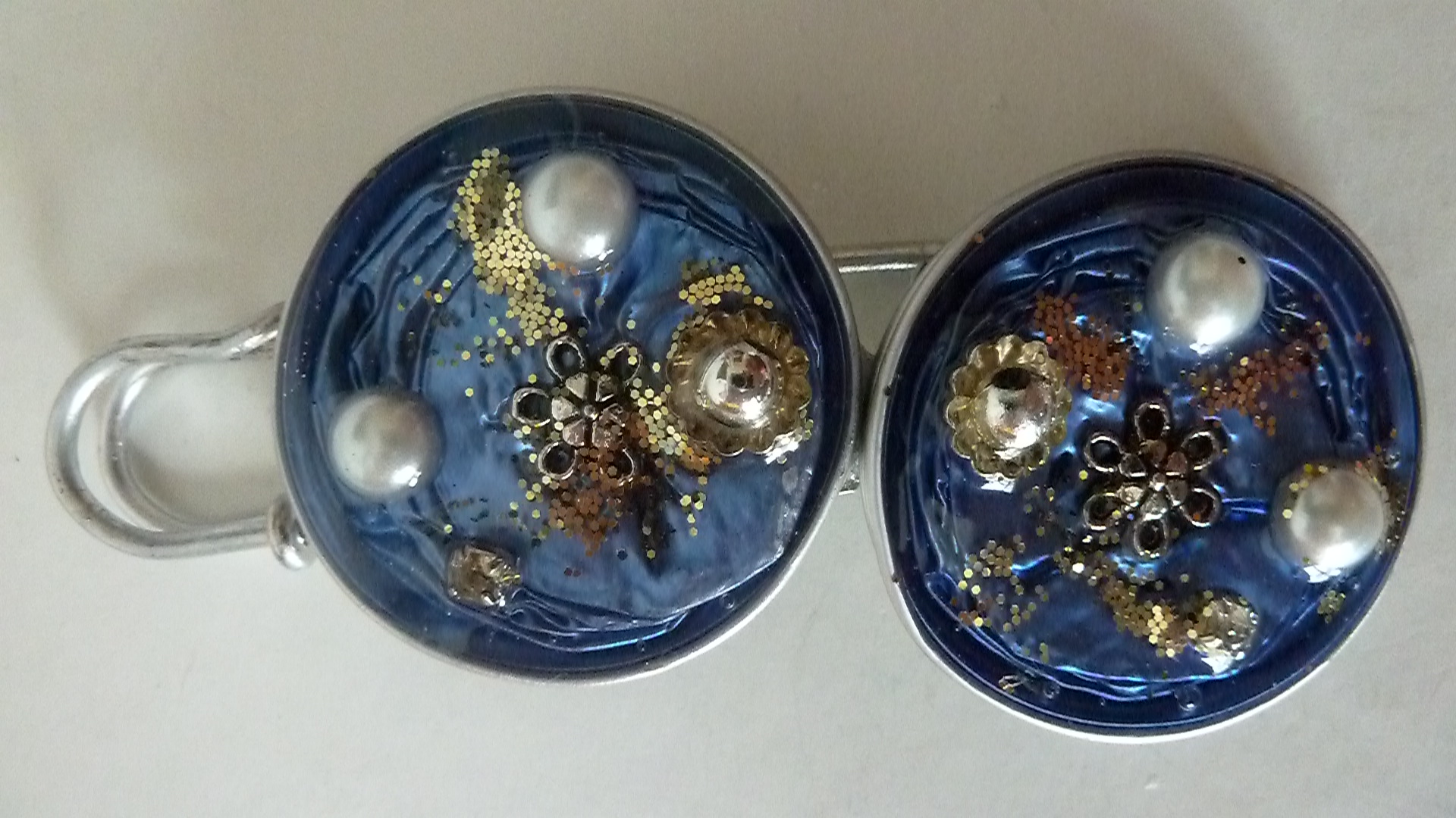 broche 12 euros