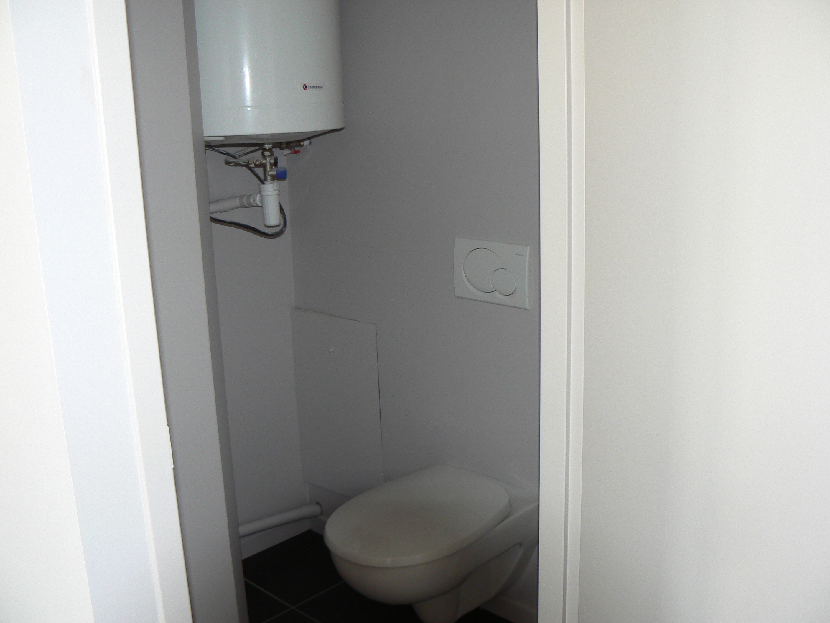WC suspendu