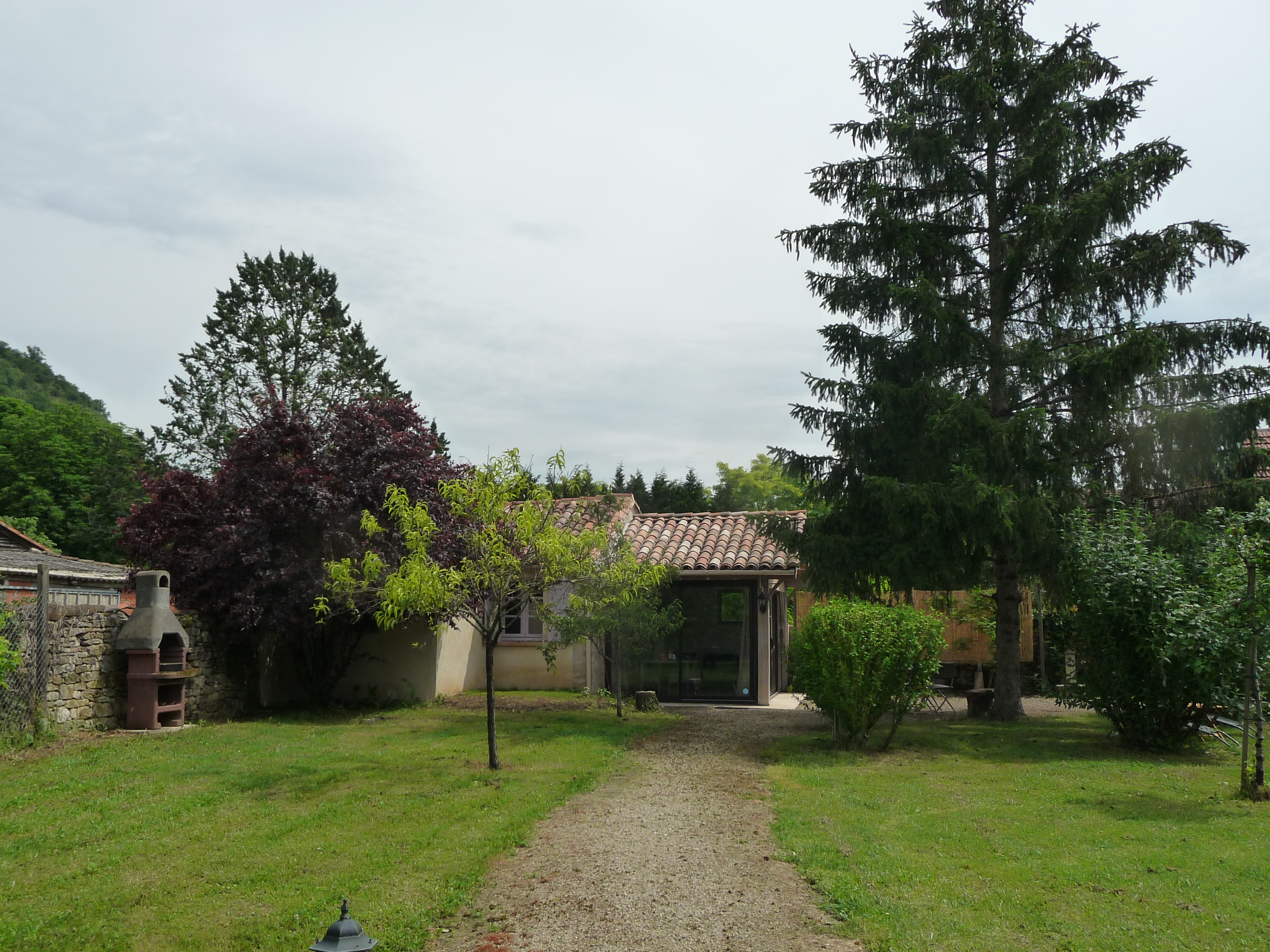 Maison et barbecue