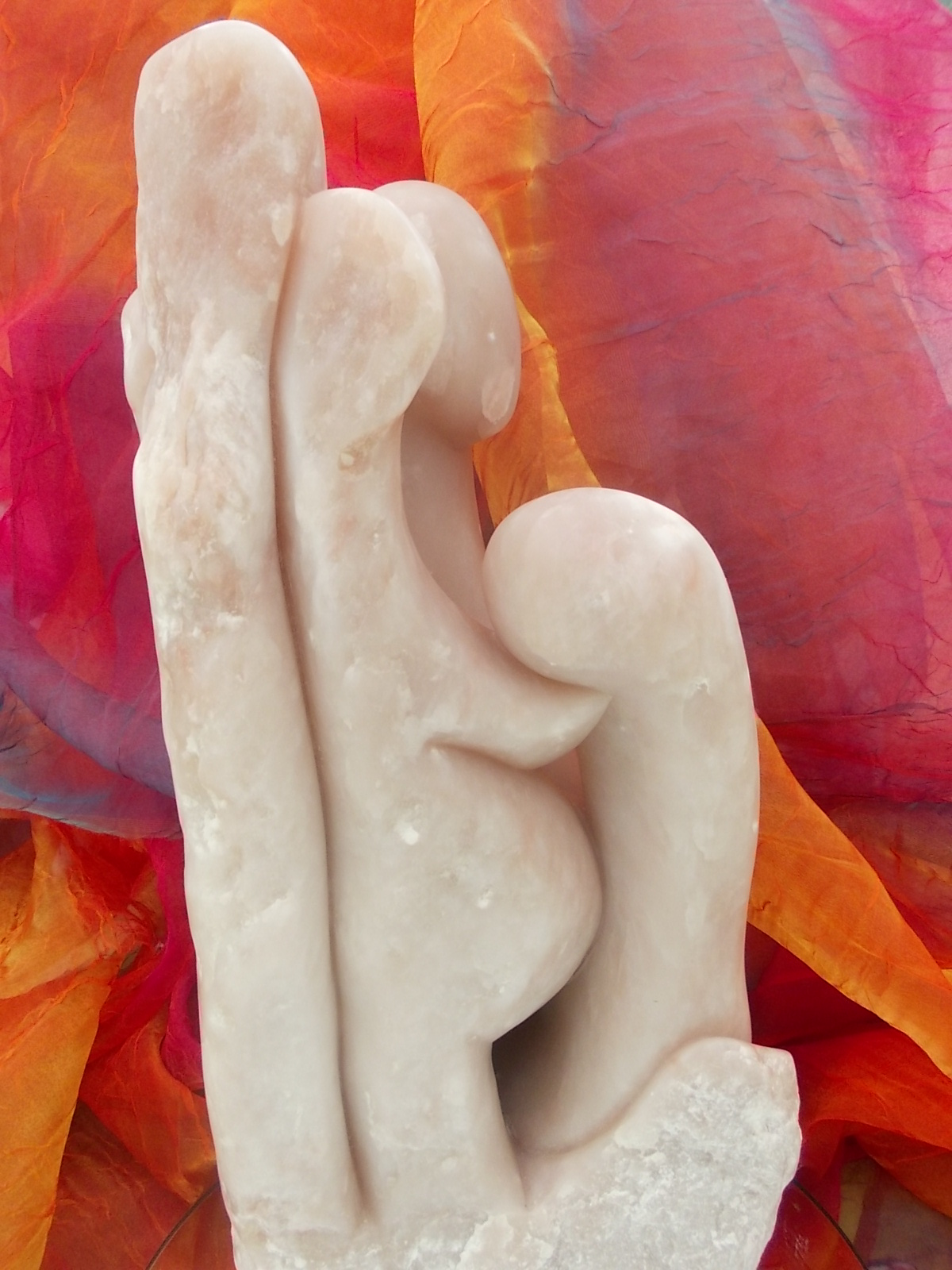 H 60 * l 27 * p 13
                        1000 €