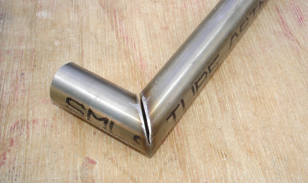 Tube inox decoupe