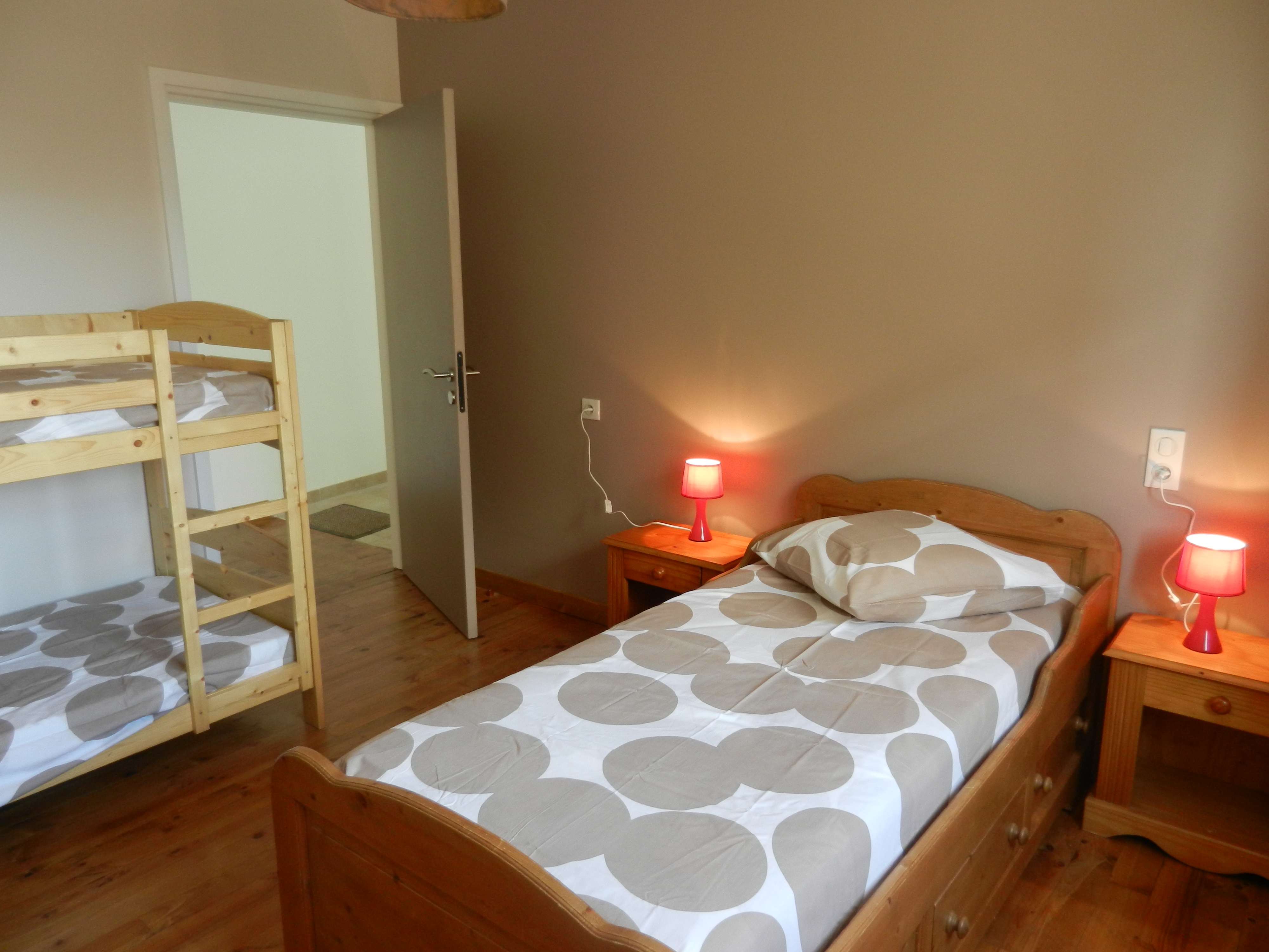 Chambre 3 lits simples
