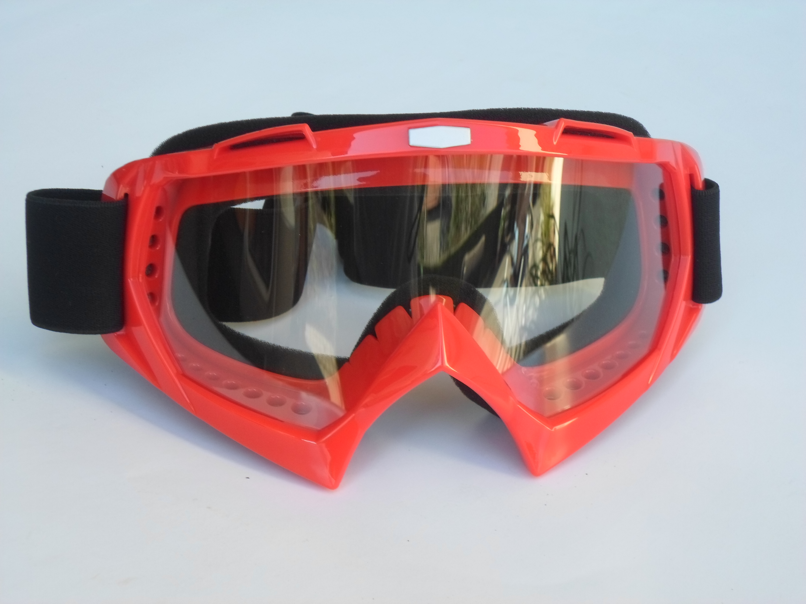 Lunette rouge