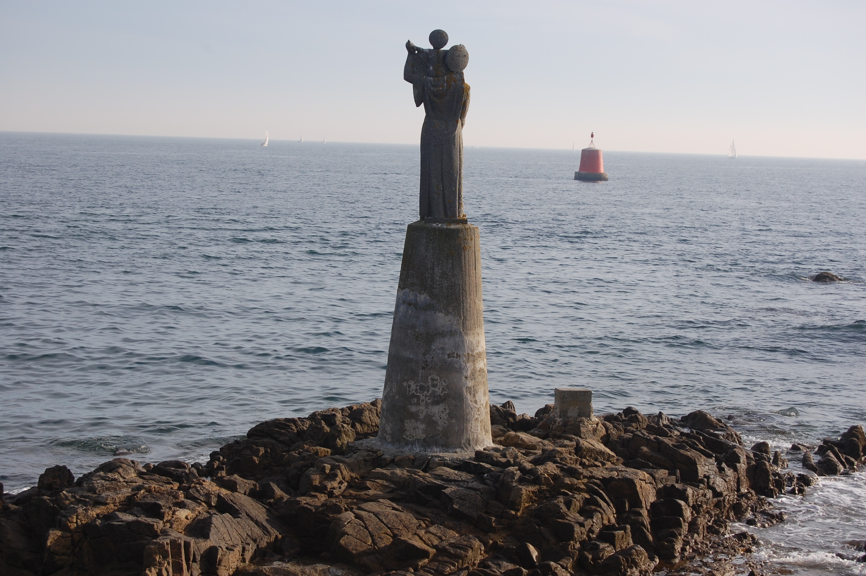 La vierge pointe de Kerpenhir
