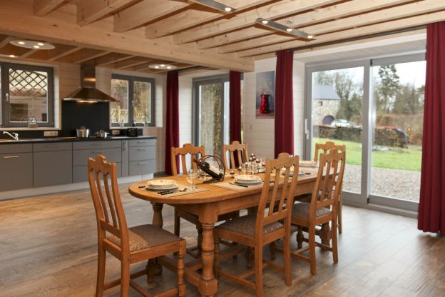 Maison Fiche Maisons de vacances 105920 01 Hockai salle a manger 653004