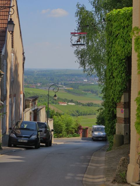 51hau92 3 