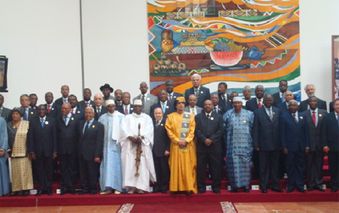 HSG Sommet de l UA avec M G et les chefs africains vers 2009 2 