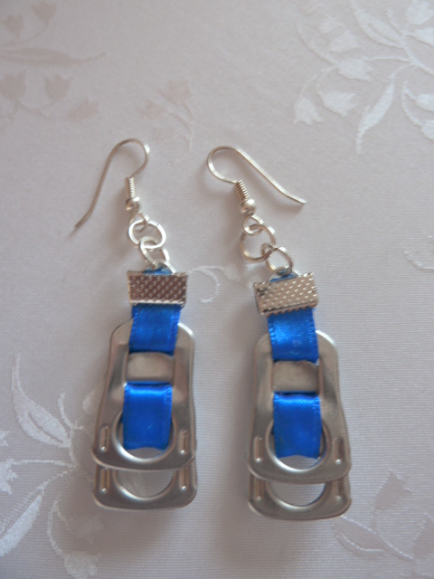 boucles d'oreilles languettes 5 euros la paire