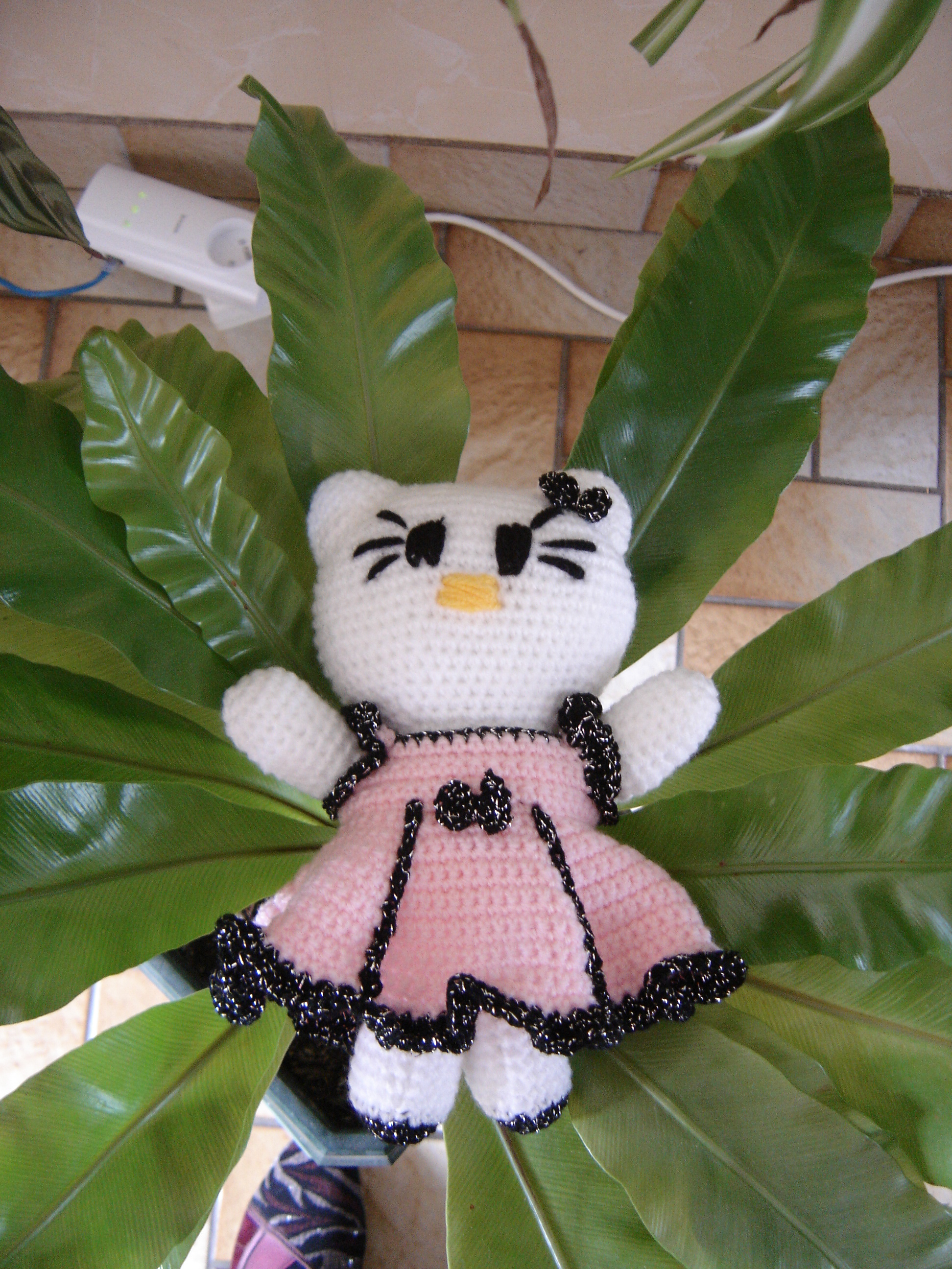 kitty en robe du soir 20 cm 15 euros