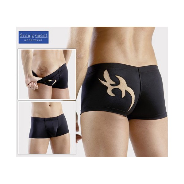 REF 115
Maillot de bain noir bronzage Tribal

Marque : Sven Joyment 

Maillot de bain noir coupe boxer avec motif Tribal sur la fesse gauche. Le tissus du motif tribal laisse passer le soleil. 

Une fois bien bronzé, le motif tribal s'affichera sur votre fesse gauche en bronzage.

Sa coupe particulière avec sa coque sur le devant donne un effet gros sexe

85 % polyamide - 15 % elasthan

100 % sexy

TAILLE S ET XL
PRIX: 34 €