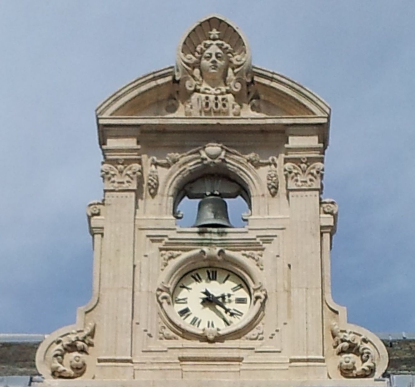 Hotel de villle 1 logo