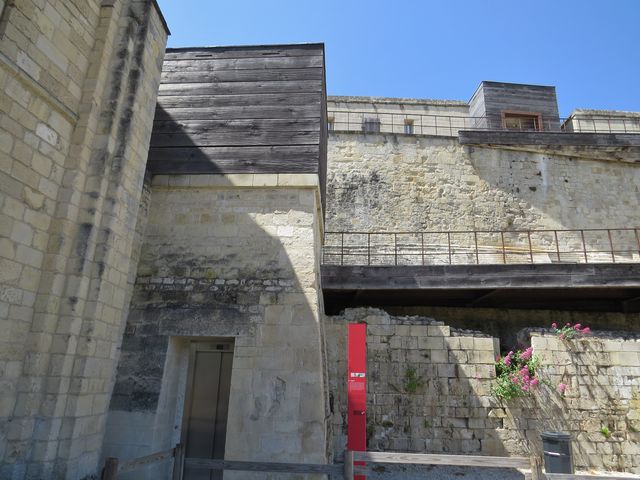 14caen 21 