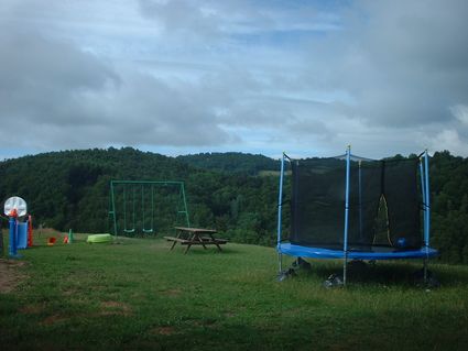 pré à 200 mètre du gîte