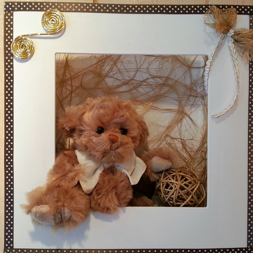 Cacdre decor dore