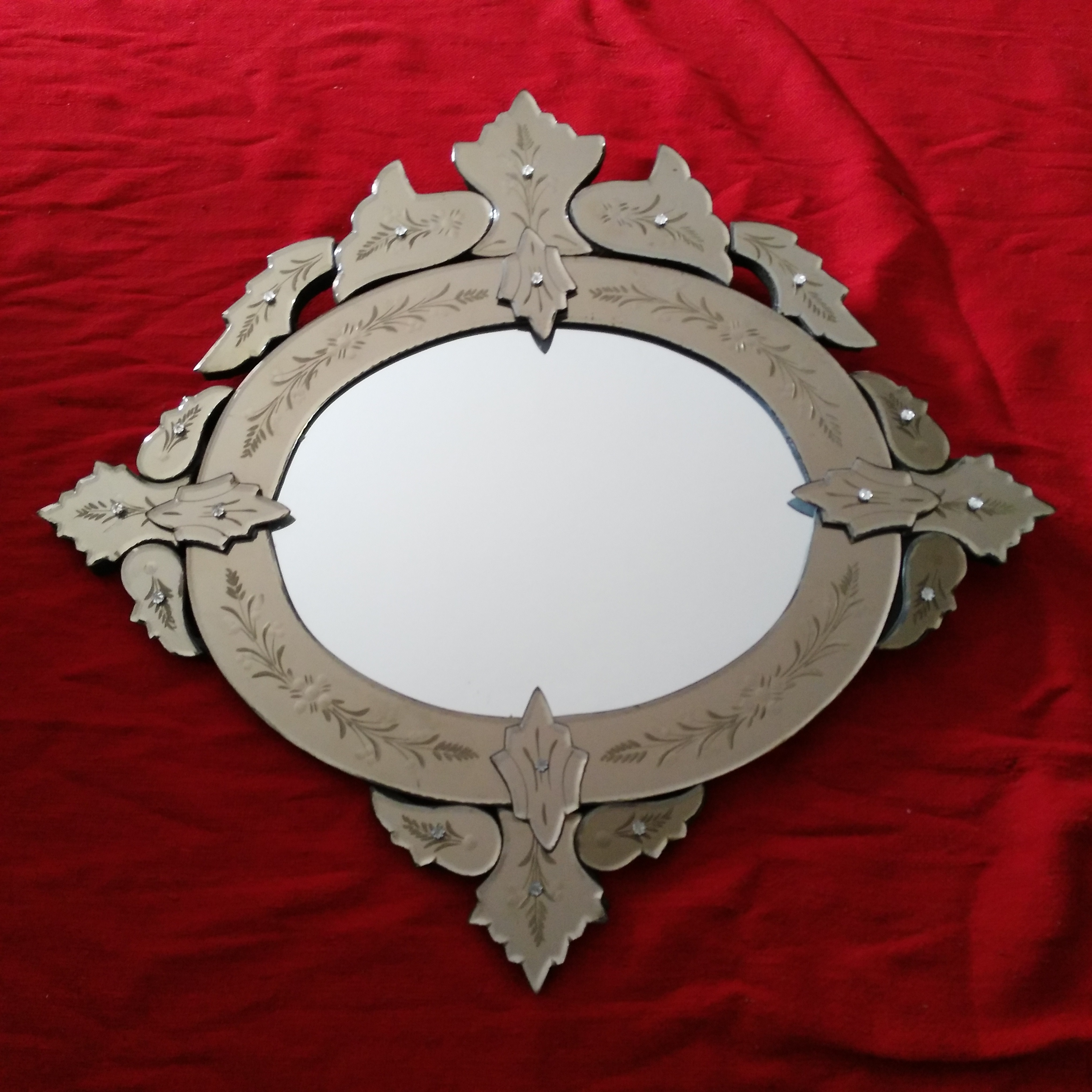 Reference : M9
Hauteur : 83 cm
Largeur : 87 cm