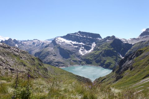 Vue panoramique avec notre magnifique lac d'Emosson