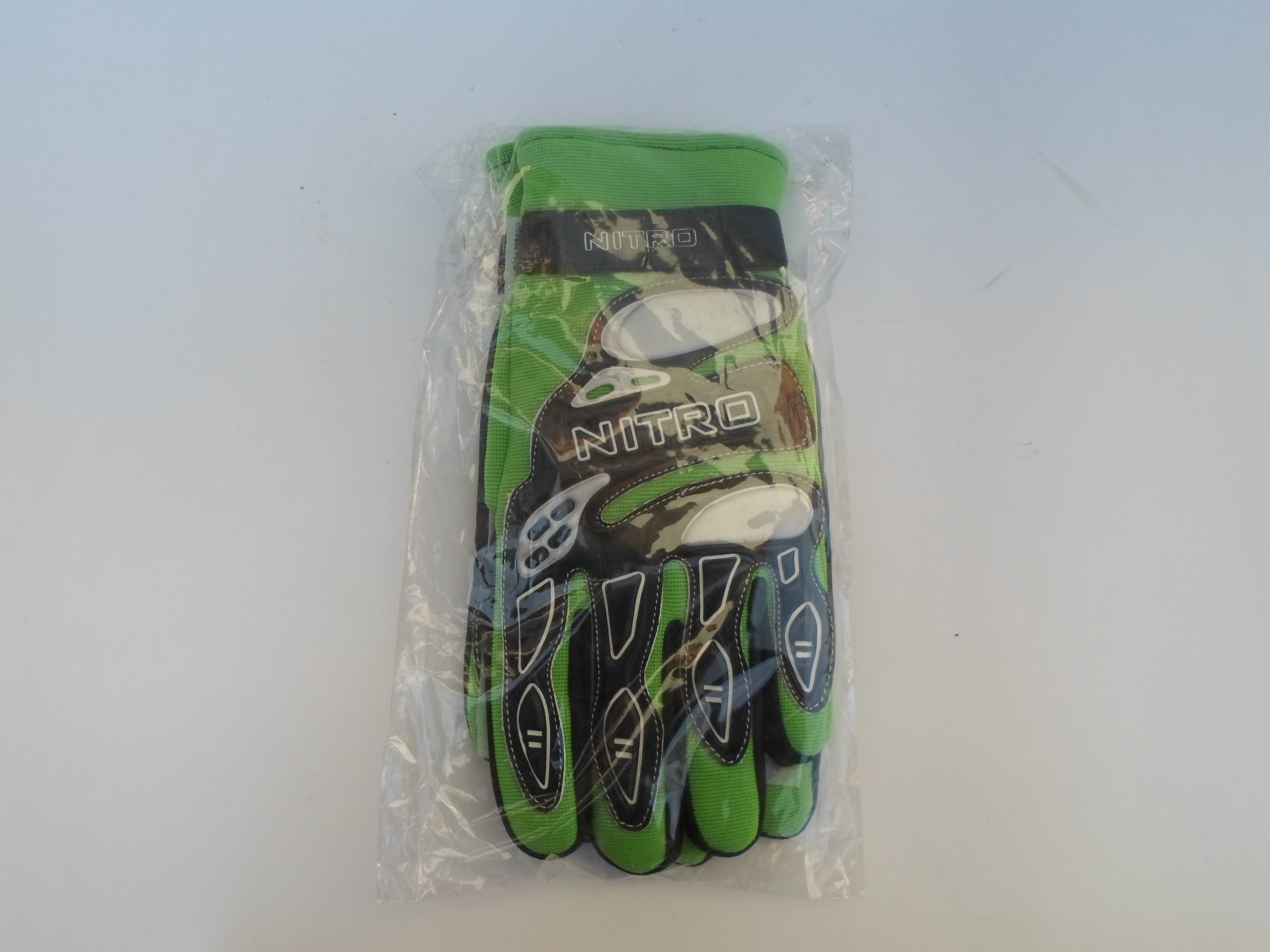 Gant adulte nitro vert
