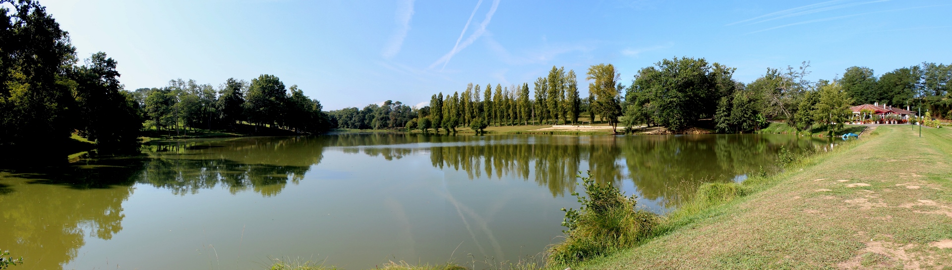 Lac de Luc Pouillon 1920x545 