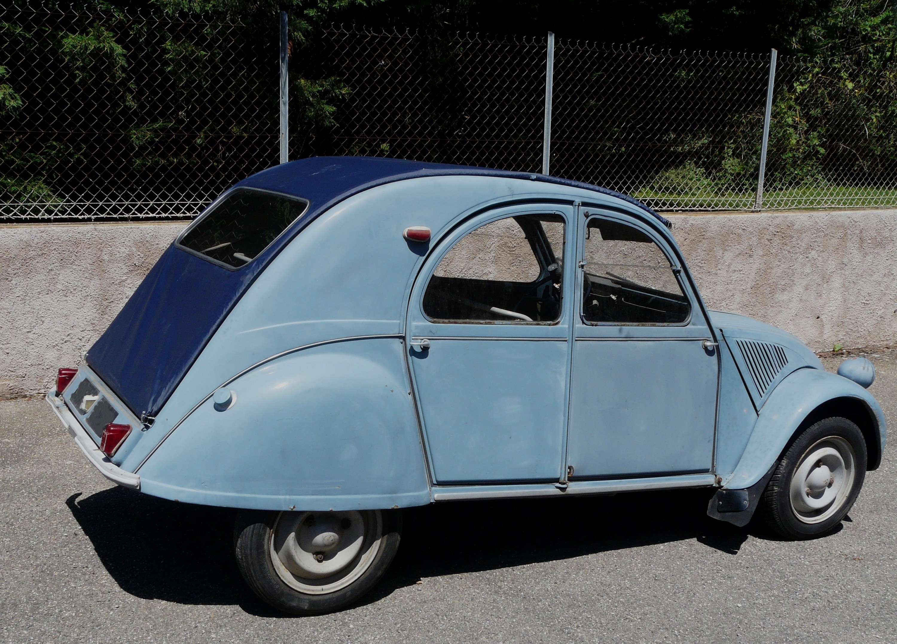 2cv AZL 1959 - En 2009, je deviens son nouveau propriétaire (Elle a, alors,  cinquante ans).