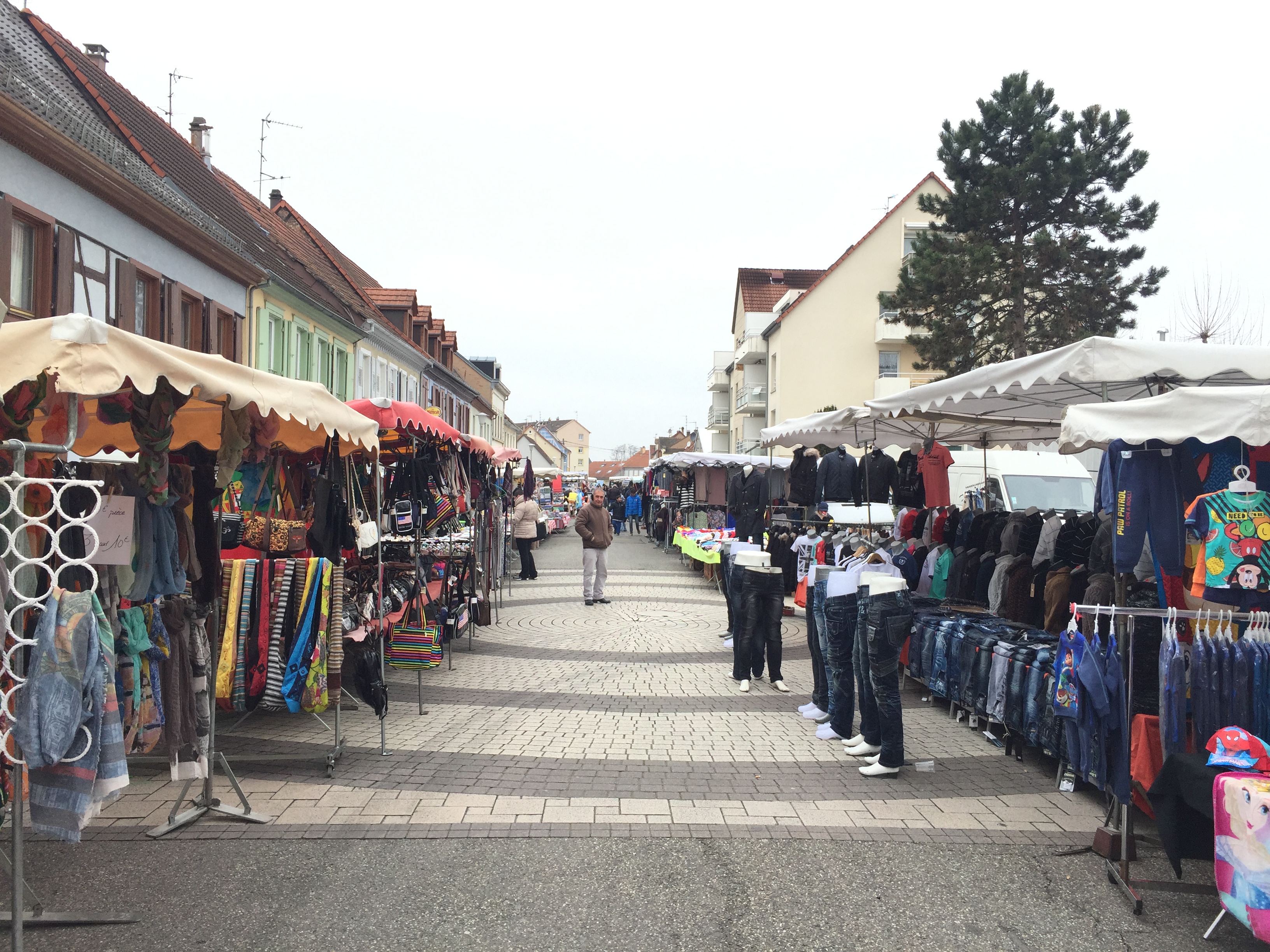 BRADERIE DE BISCHWILLER 19 MARS 2016