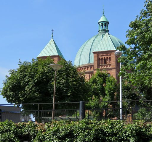 Straaa 8 