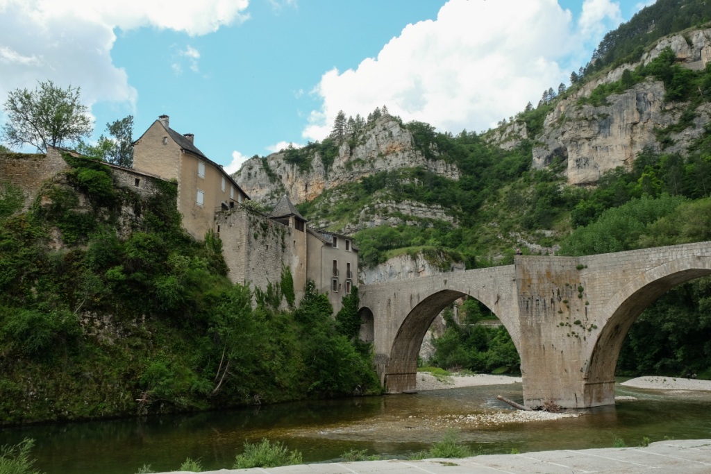Ste enimie2