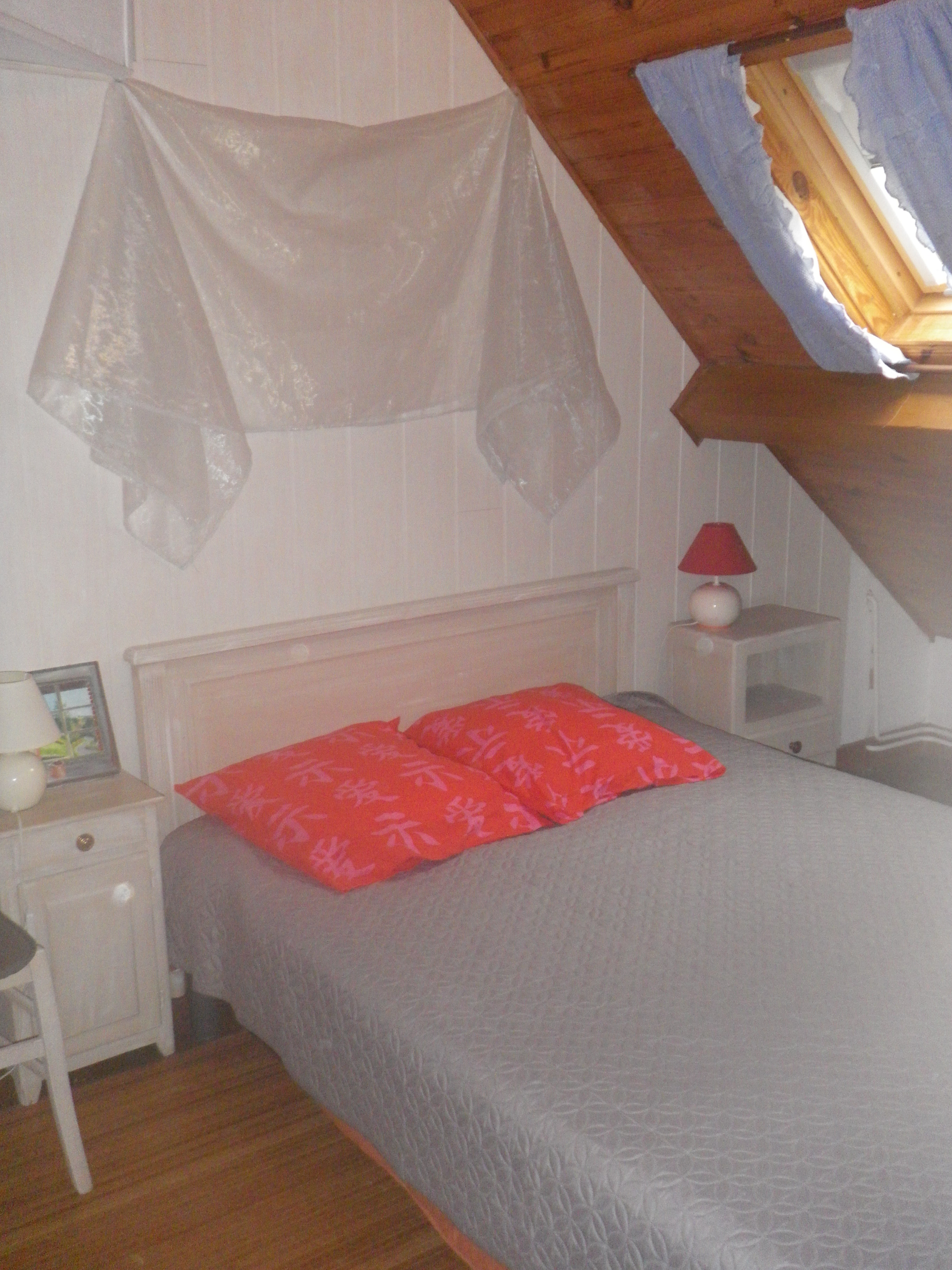 chambre lit 140