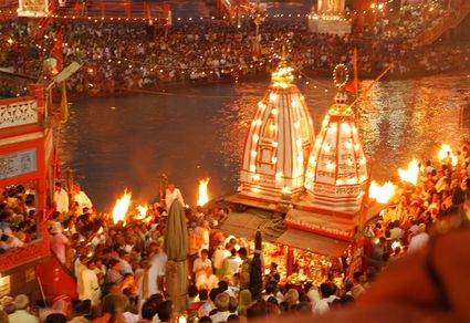 Chauffeur en inde bharat kumar tour www chauffeurinde in haridwar ganga aarti