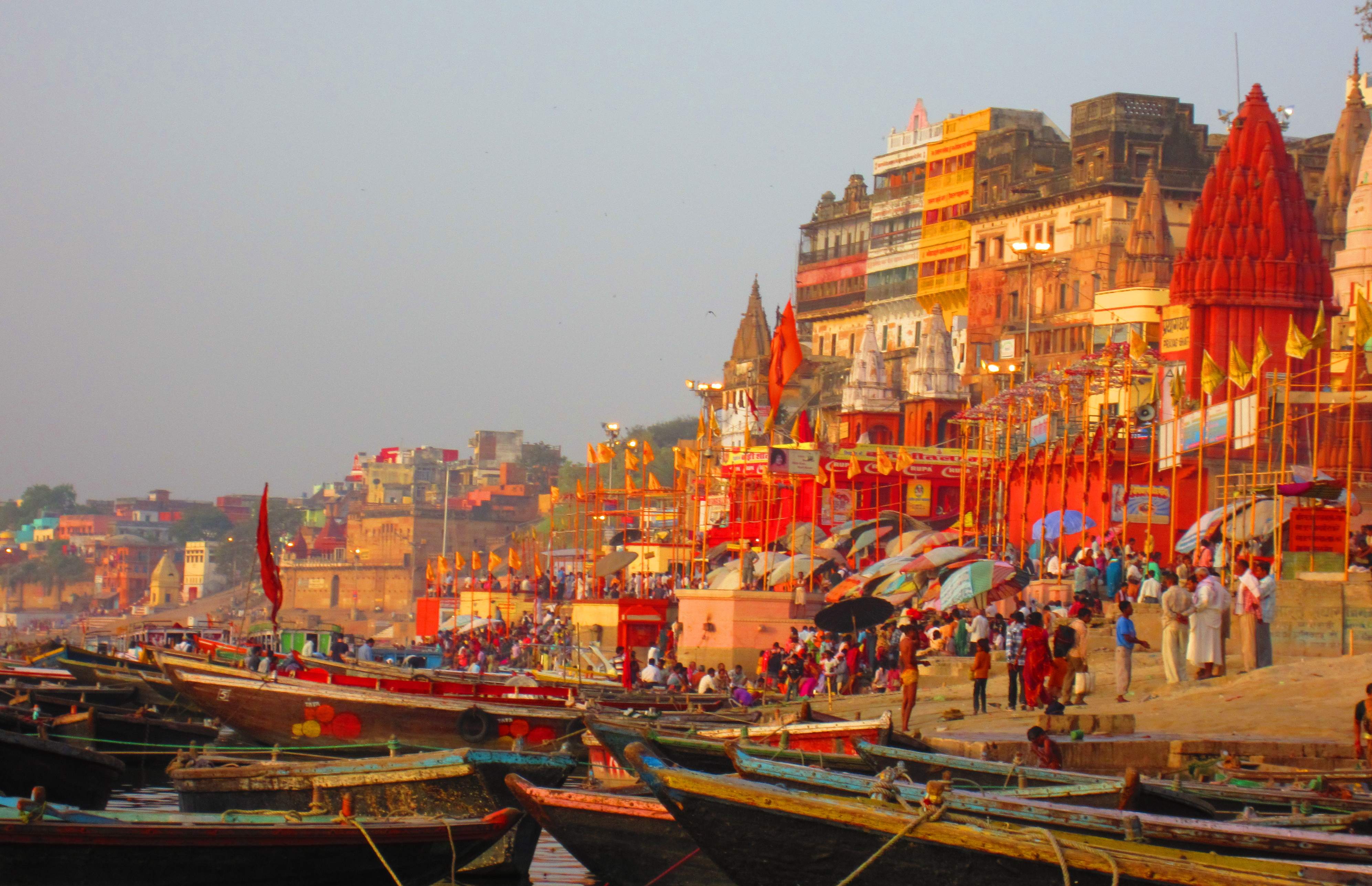 Location de voiture avec chauffeur en inde du nord www chauffeurinde in bharat kumar tour