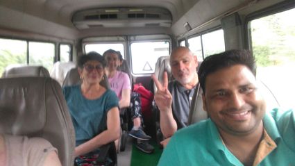 Www conductorindia com coche con conductor en india 14
