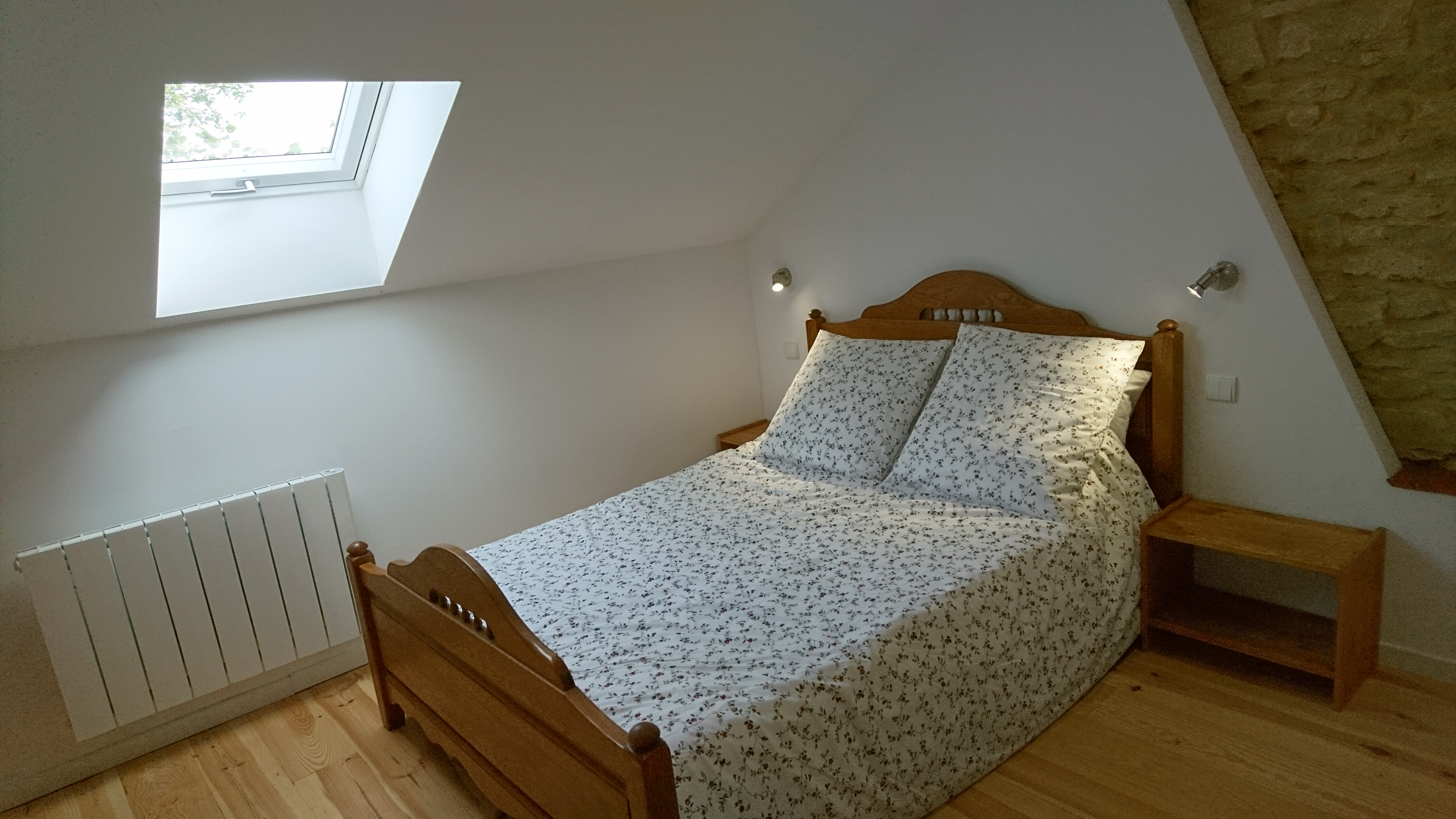 Un lit deux place en chambre Modigliani