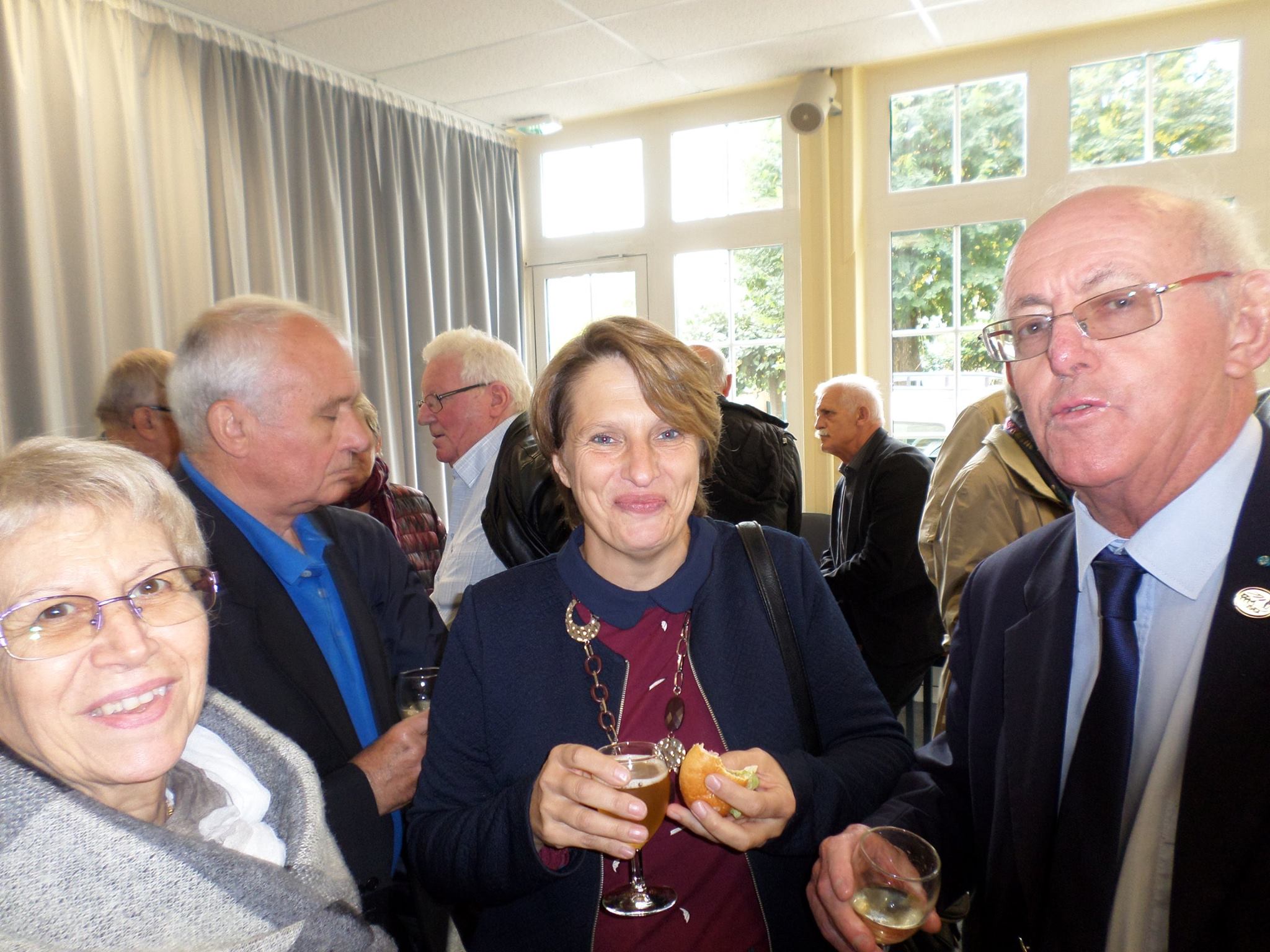 Nathalie ROBCIS (au centre) et Christian LIBOTTE DELEGAY