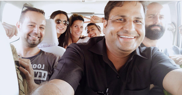 Drive with spanish group