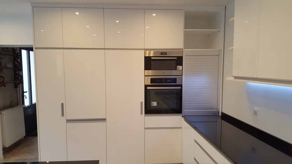 Cuisine mur de meubles