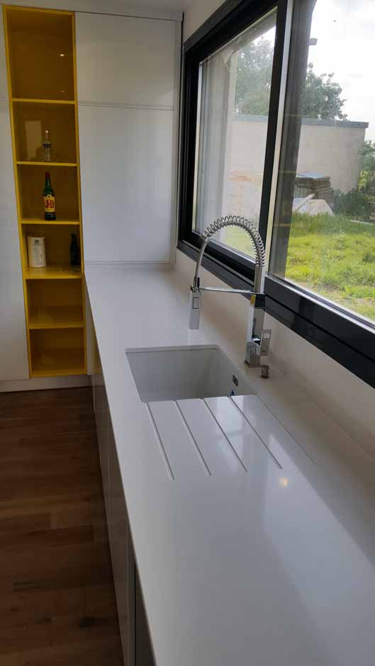 Cuisine colone jaune