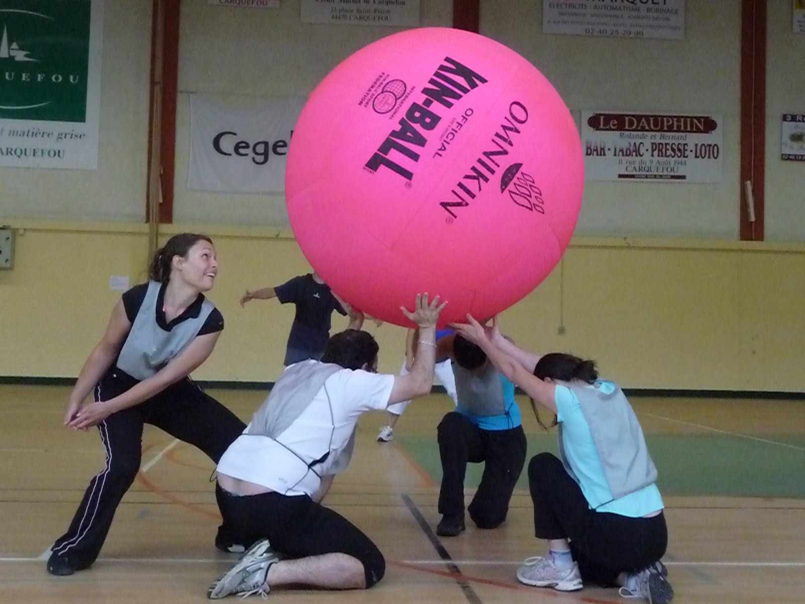 Kin ball