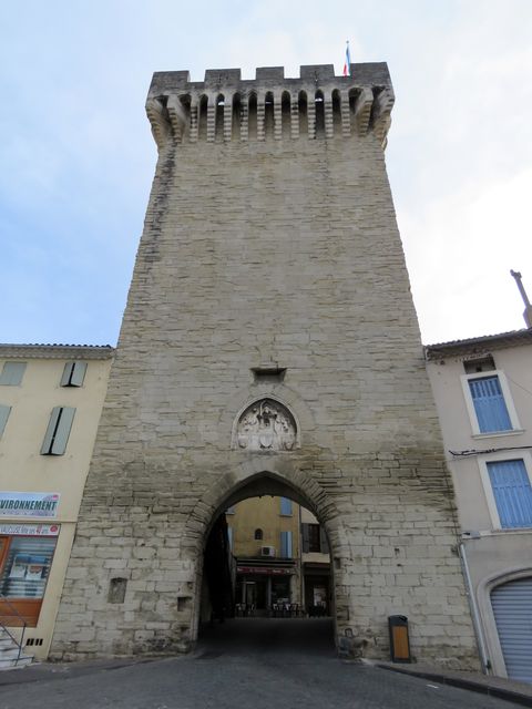 84carpentras 4 
