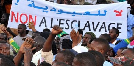 La Libye contre revolutionnaire 2011 2018 migration esclavage chaos politique appauvrissement economique miser ehumaine